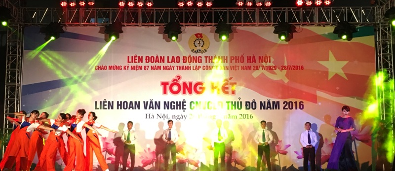 Tiếng hát người mẹ lính